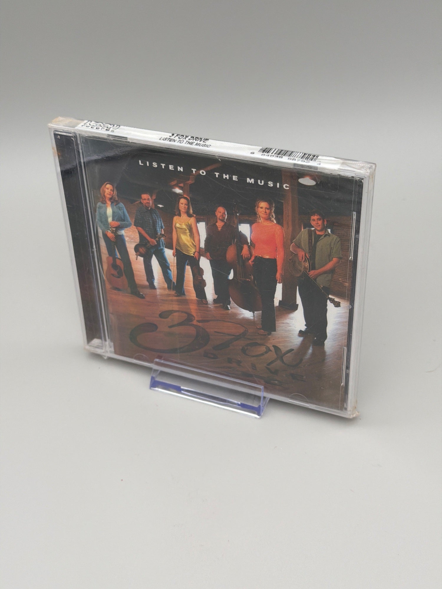 3 Fox Drive - Listen to the Music [CD]