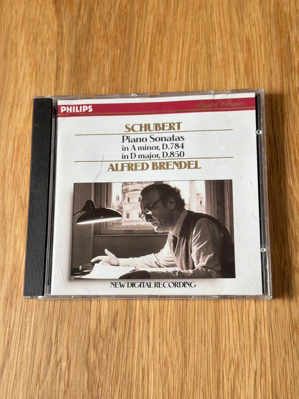 Schubert: Piano Sonatas in A minor and D major D784 & D850