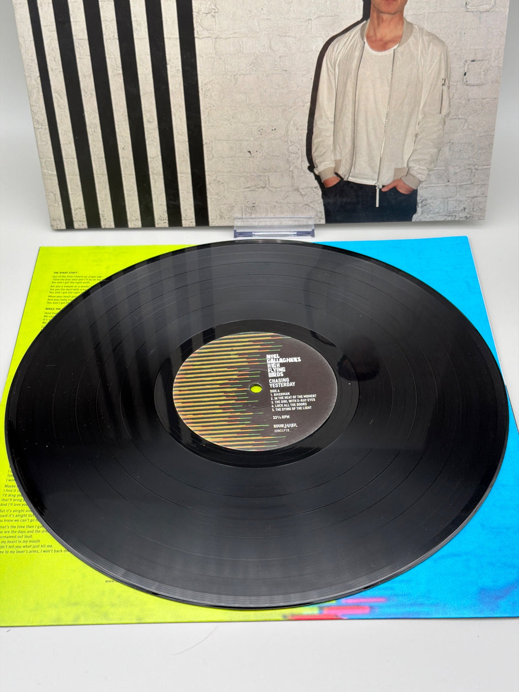 Chasing Yesterday - Noel Gallagher's High Flying Birds [LP]