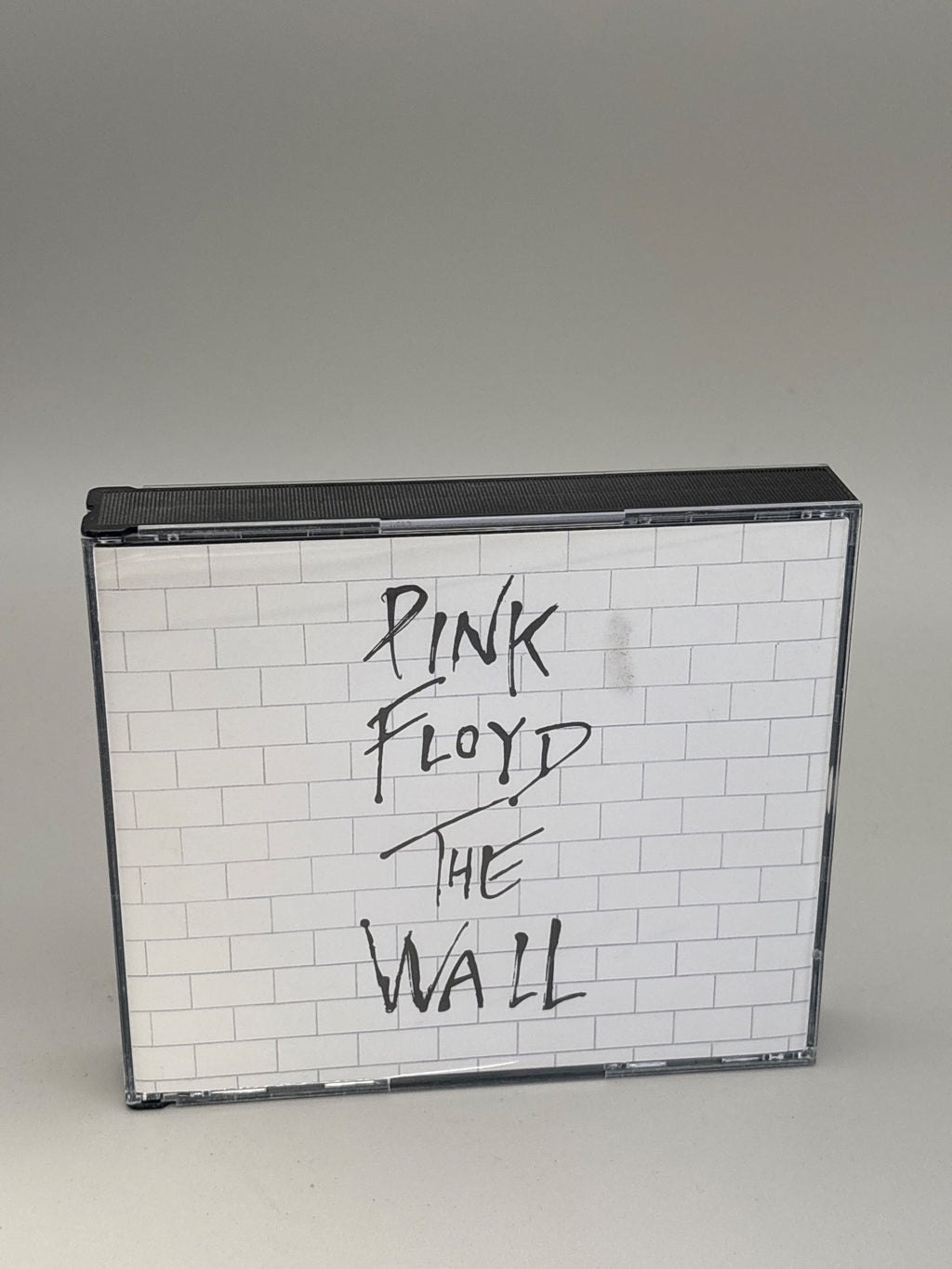 Pink Floyd ~ Wall [Remastered]