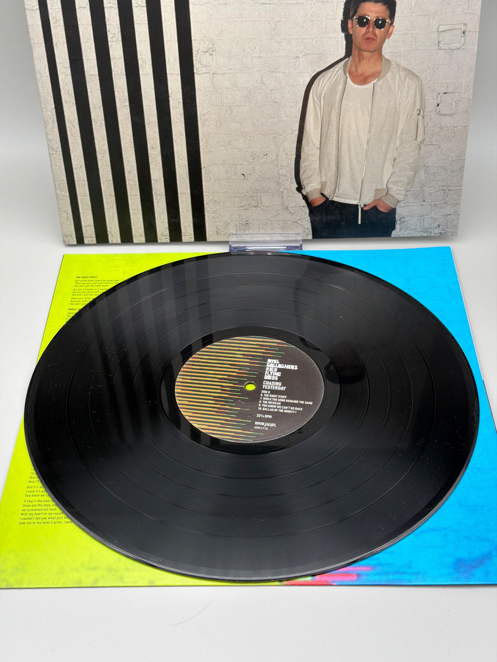 Chasing Yesterday - Noel Gallagher's High Flying Birds [LP]