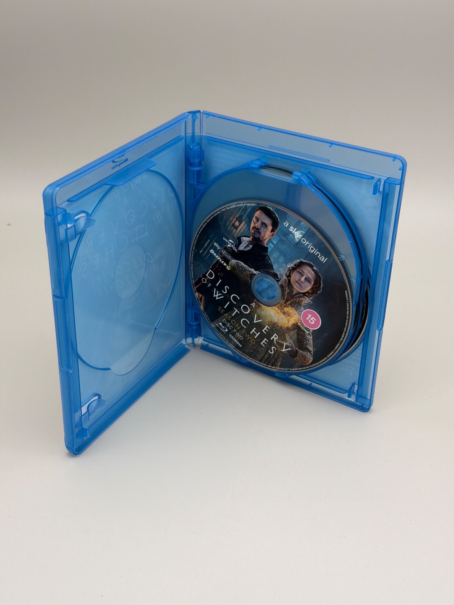 Discovery of Witches - Series 1 & 2 (Blu Ray)