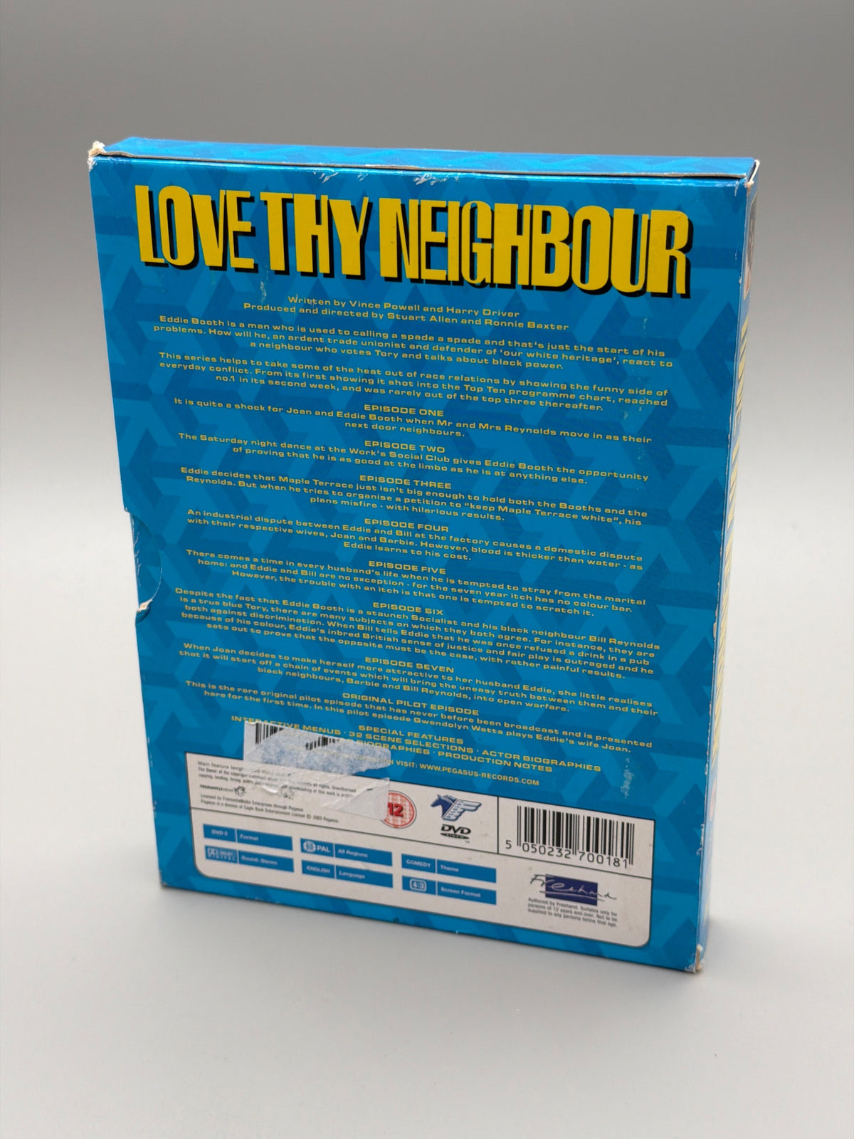 Love Thy Neighbour: Complete Series 1
